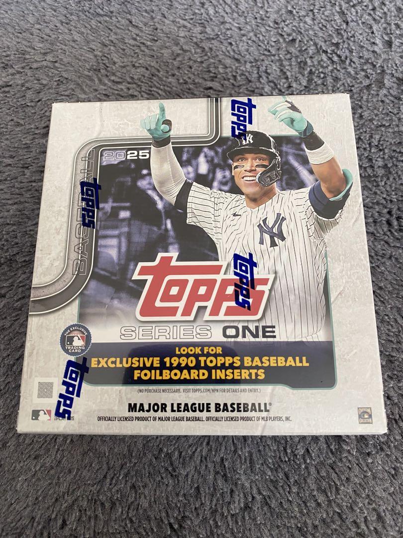 2025 Topps series1 mega box series 1