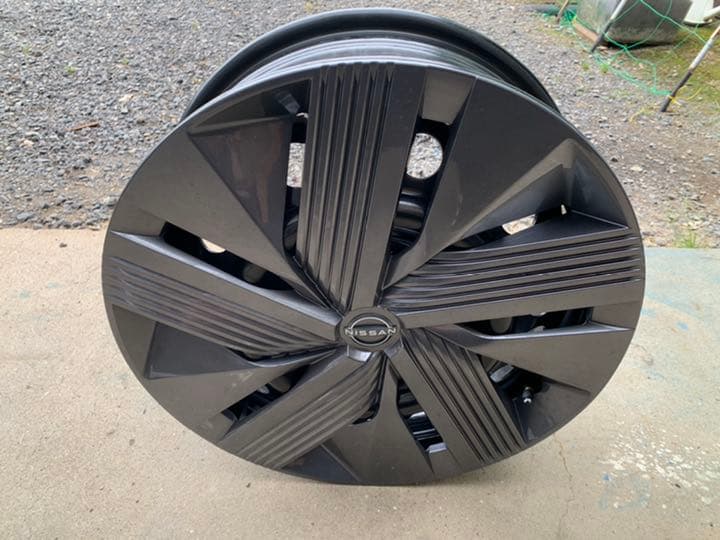 日産ノート 16インチスチールホイール&ホイールカバー 4本 | culto.pro