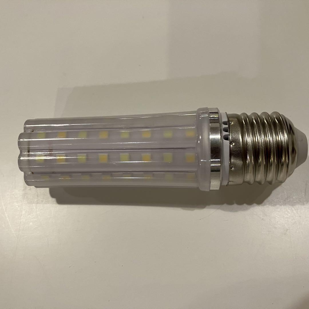 LED電球 e26 電球色5個セット（プレゼント付き！）