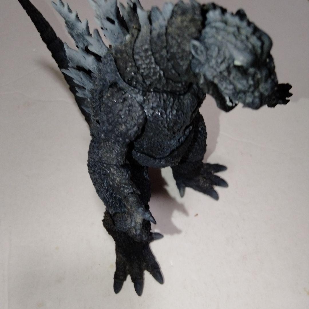 S.H.モンスターアーツ ゴジラ (1954)　GODZILLA Amazon.com: TAMASHII NATIONS - Godzilla - Godzilla [1954