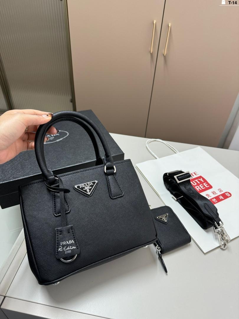 PRADA ハンドバッグ ブラック 三角ロゴ 2WAY