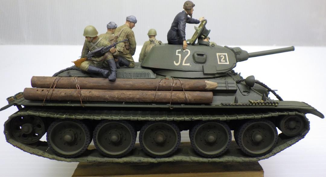 最新作通販 1 35 T-34 1942型 イースタンEXP 完成品 9pmEP-m99997125875 在庫あ特価