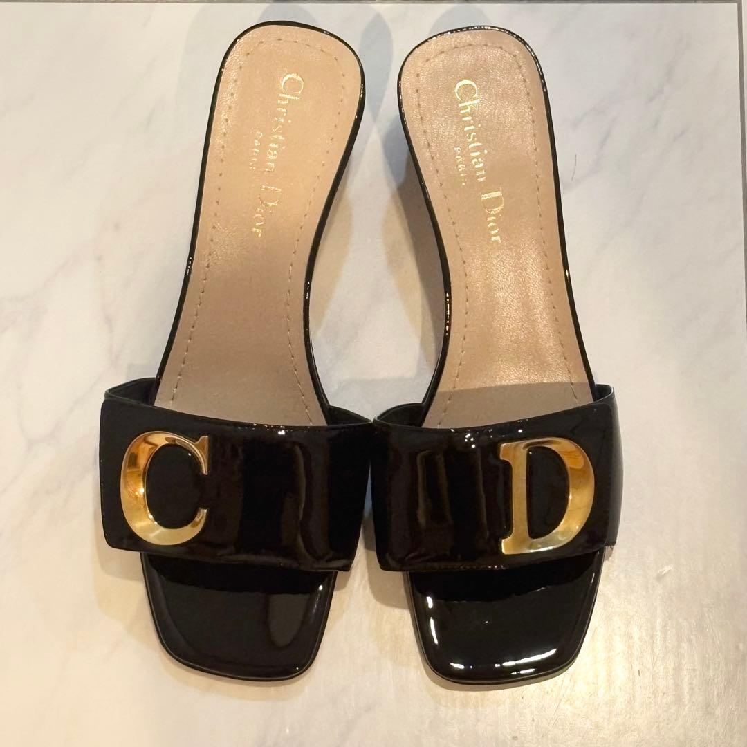 新品未使用Christian Diorクリスチャンディオール エナメルサンダル