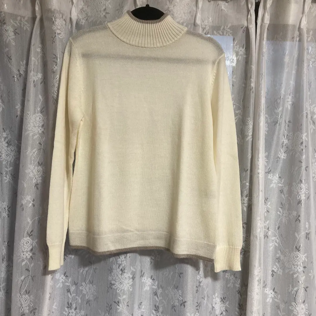 Thumbnail of Donnez-Moi Ivory Ribbed Turtleneck Sweater