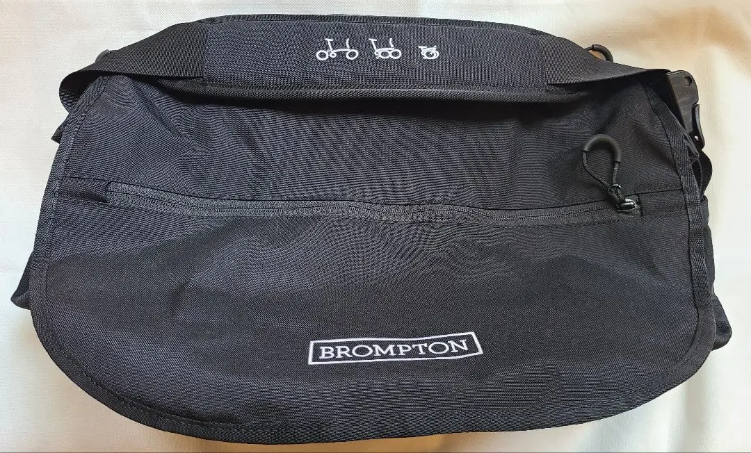 ブロンプトン　Sバッグ　廃盤　ショルダーバッグ　ブラック believe report: BROMPTONの名アイテム「S-bag」の魅力😊廃盤