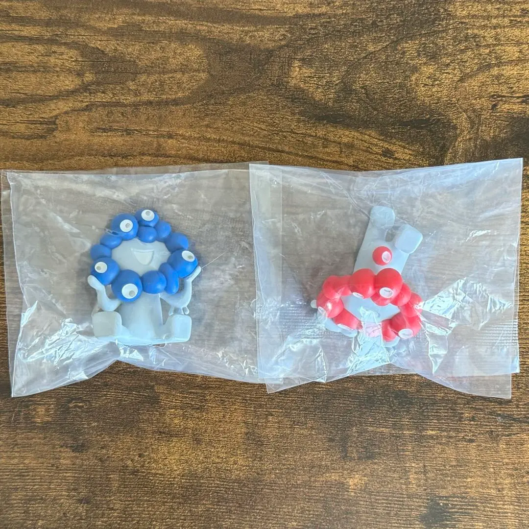 Thumbnail of Myakumyaku Capsule Figure