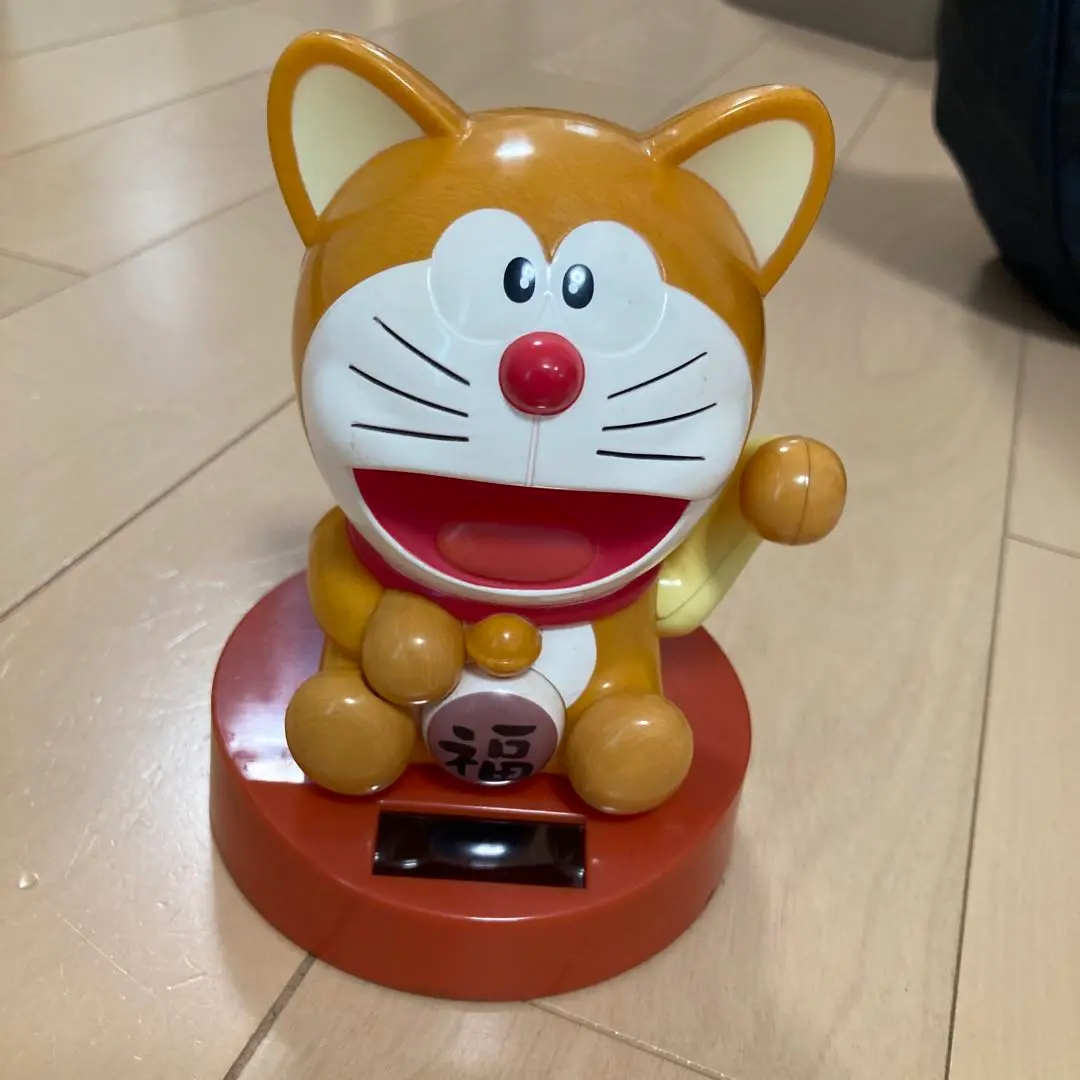 ドラえもん　招き猫　ソーラー　フィギュア　福を呼ぶ　#12 ドラえもん 招き猫 ソーラー フィギュア 福を呼ぶ #12 - メルカリ