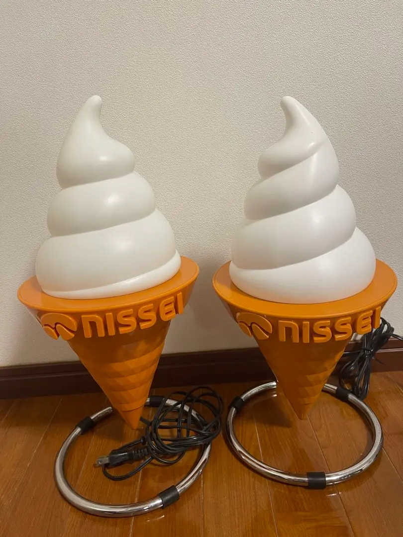 NISSEI ニッセイ　ソフトクリーム　ランプ　インテリア 日世 ニッセイ ソフトクリーム ランプ 照明 レトロ 販促