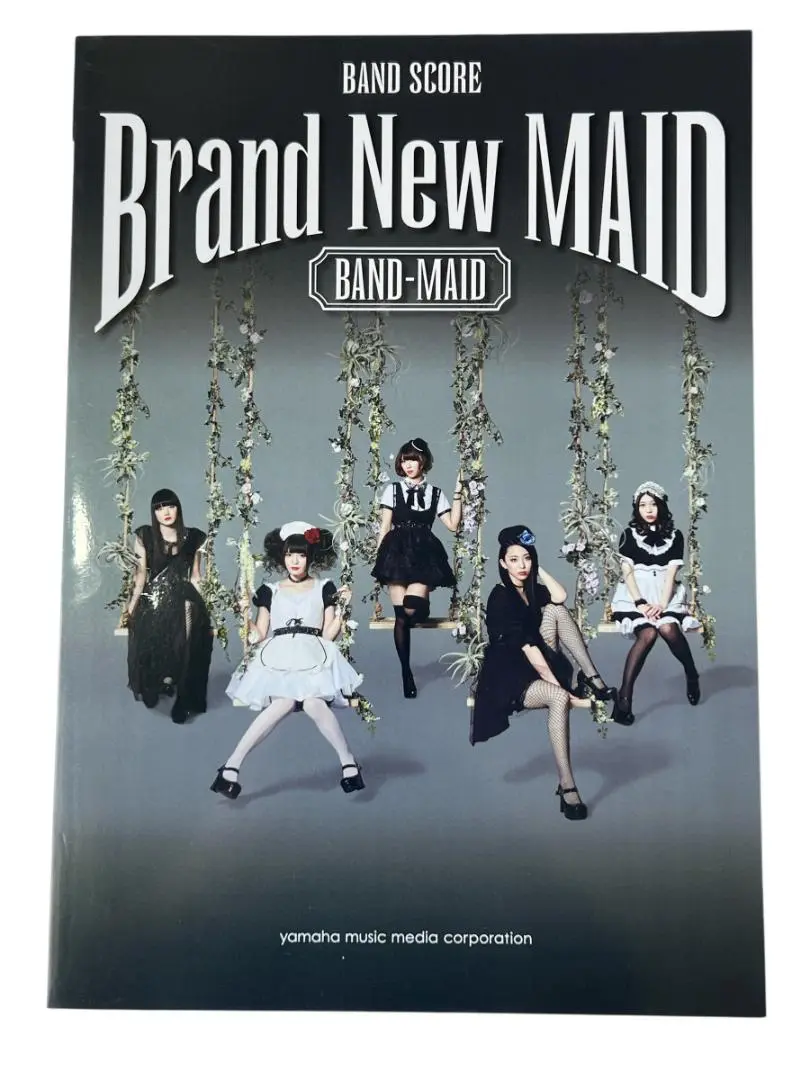 新品未開封 BAND-MAID YOLO 初回限定盤 CD＋バンドスコア YOLO | BAND-MAID Official Web Site