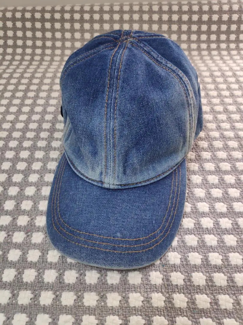 牛仔棒球帽 的縮圖