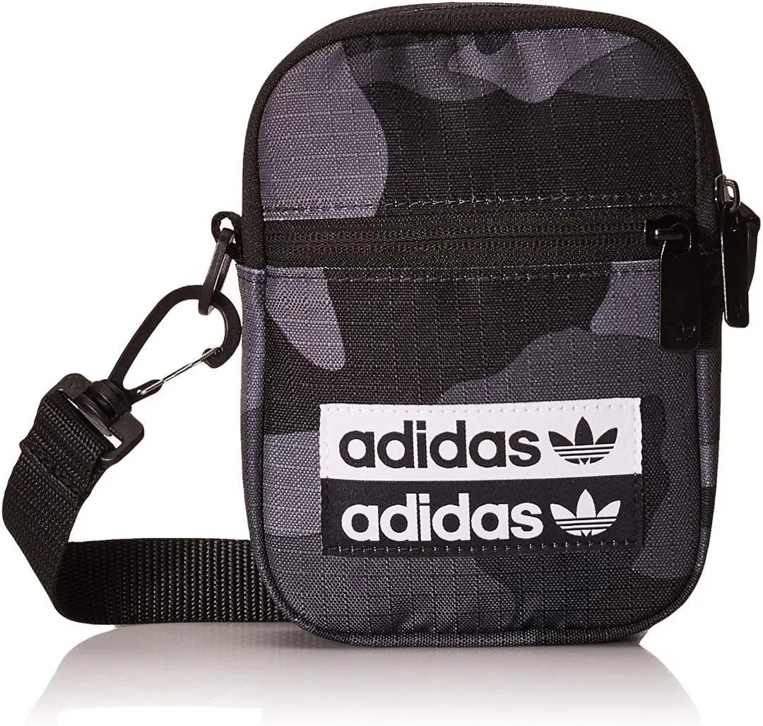 未使用 adidas original メッセンジャーバッグ コーデュロイ 未使用 adidas original メッセンジャーバッグ コーデュロイ