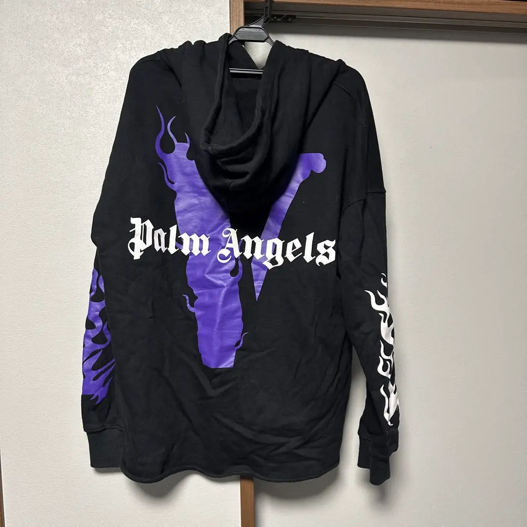 R*r様 $*y様 VLONE/Palm Angels フレイムプリント パーカ R*r様 $*y様 VLONE/Palm Angels フレイムプリント パーカ - メルカリ