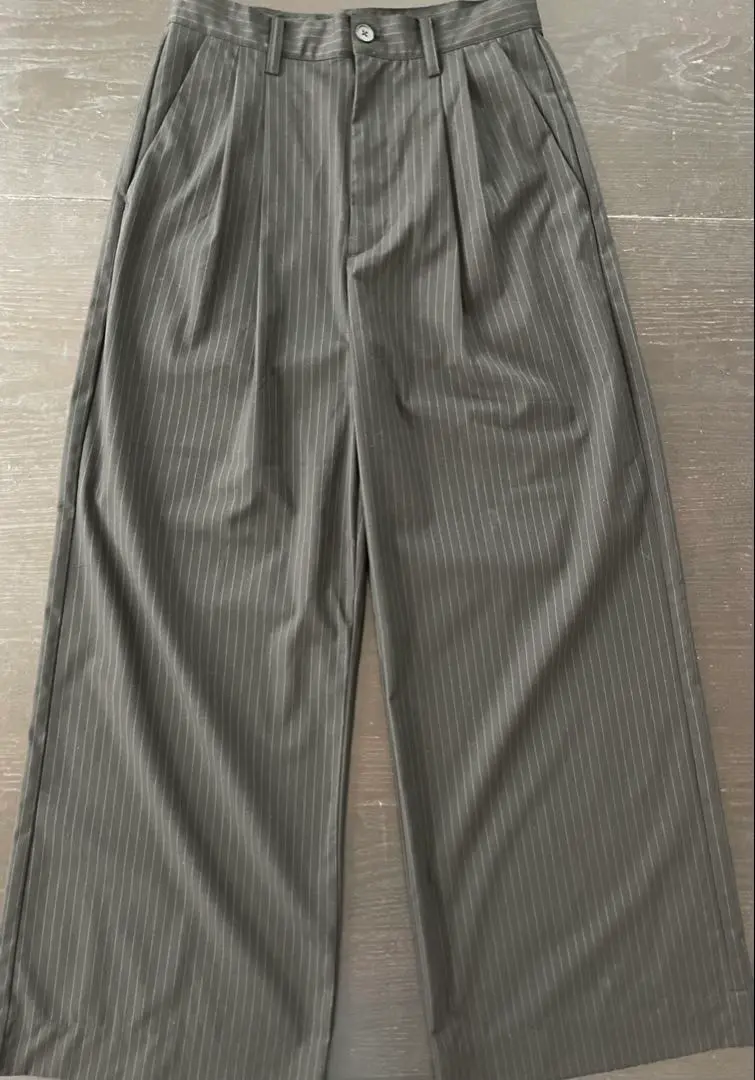 【新品同様】SINSS ストライプスラックス/チャコール/Mサイズ sinss シンス ストライプスラックス
