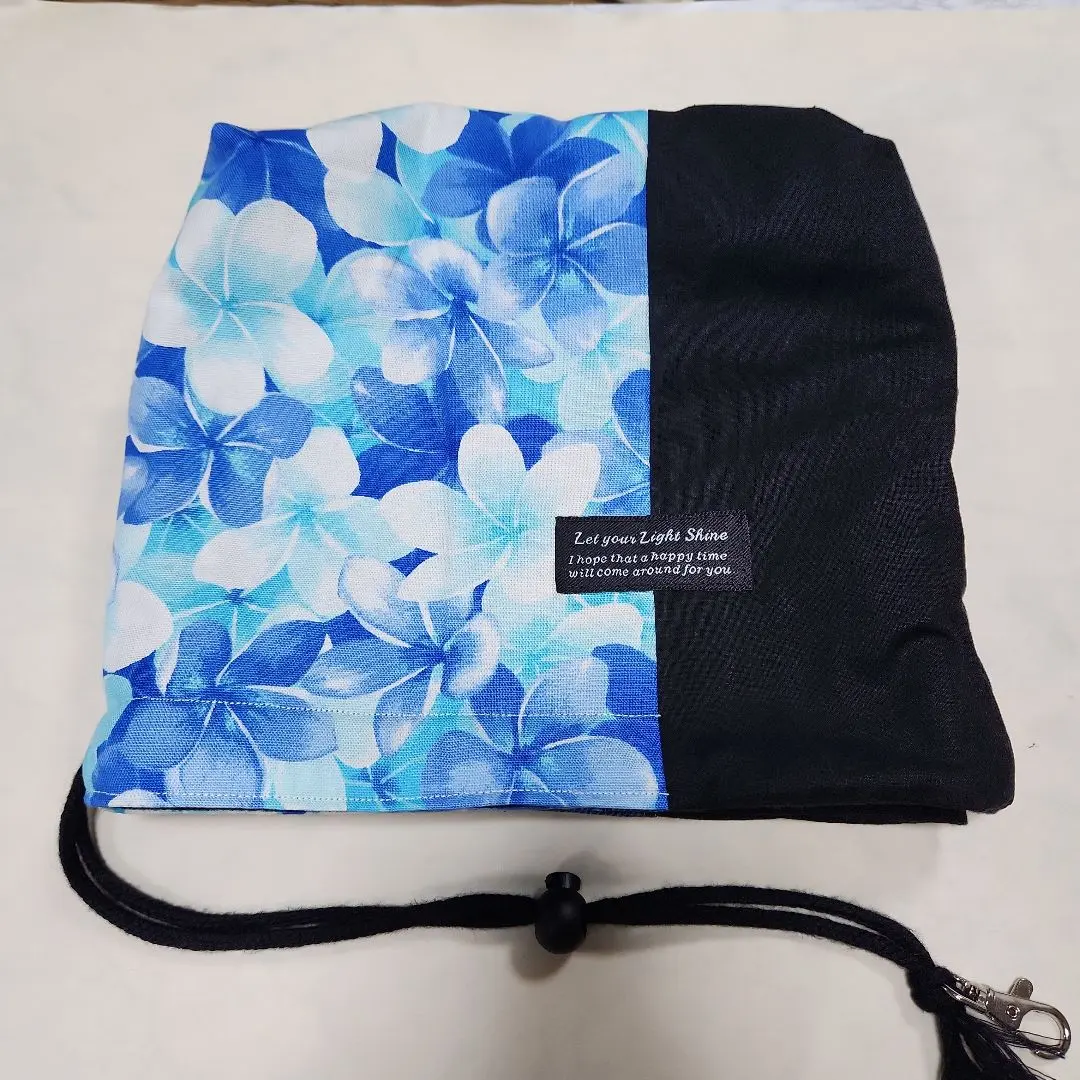 Thumbnail of Iron cover, handmade, plumeria