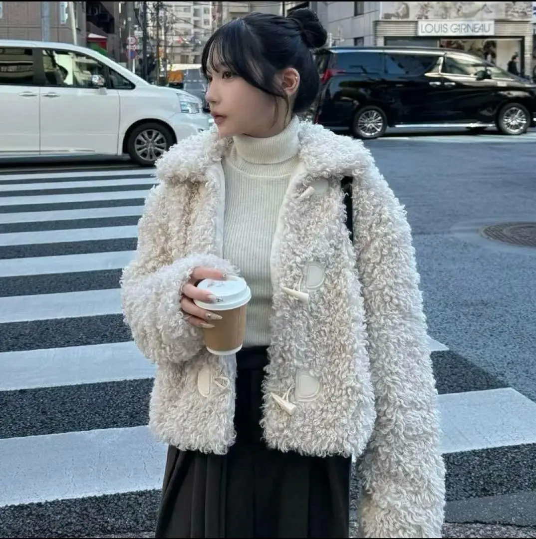 【大人気】フェイクボア　トグル　ダッフル　ジャケット　コート ホワイト M 2025年最新】フェイクボ トグルの人気アイテム - メルカリ