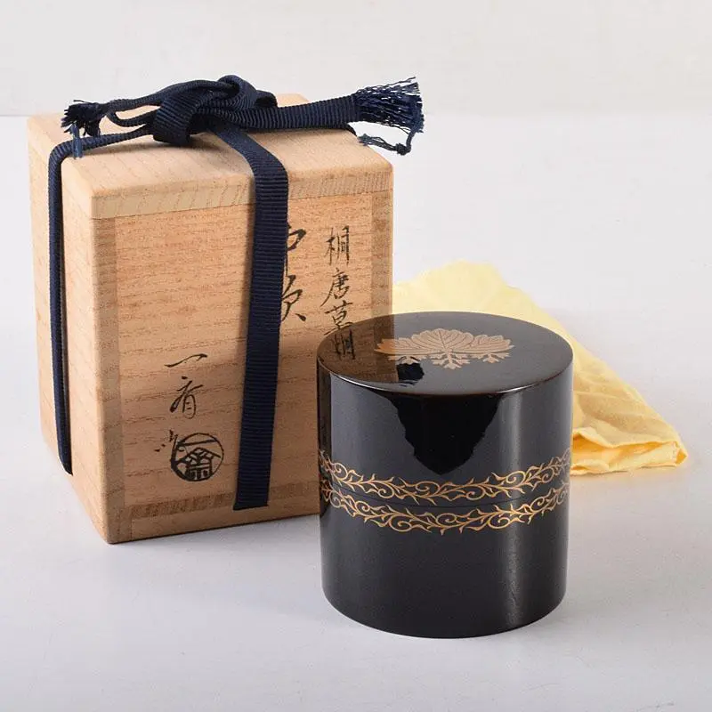 B424h「桐に竜胆唐草蒔絵 香合」黒漆塗　木地　香道具　茶道具　古桐箱付 B424h「桐に竜胆唐草蒔絵 香合」黒漆塗 木地 香道具 茶道具 古桐