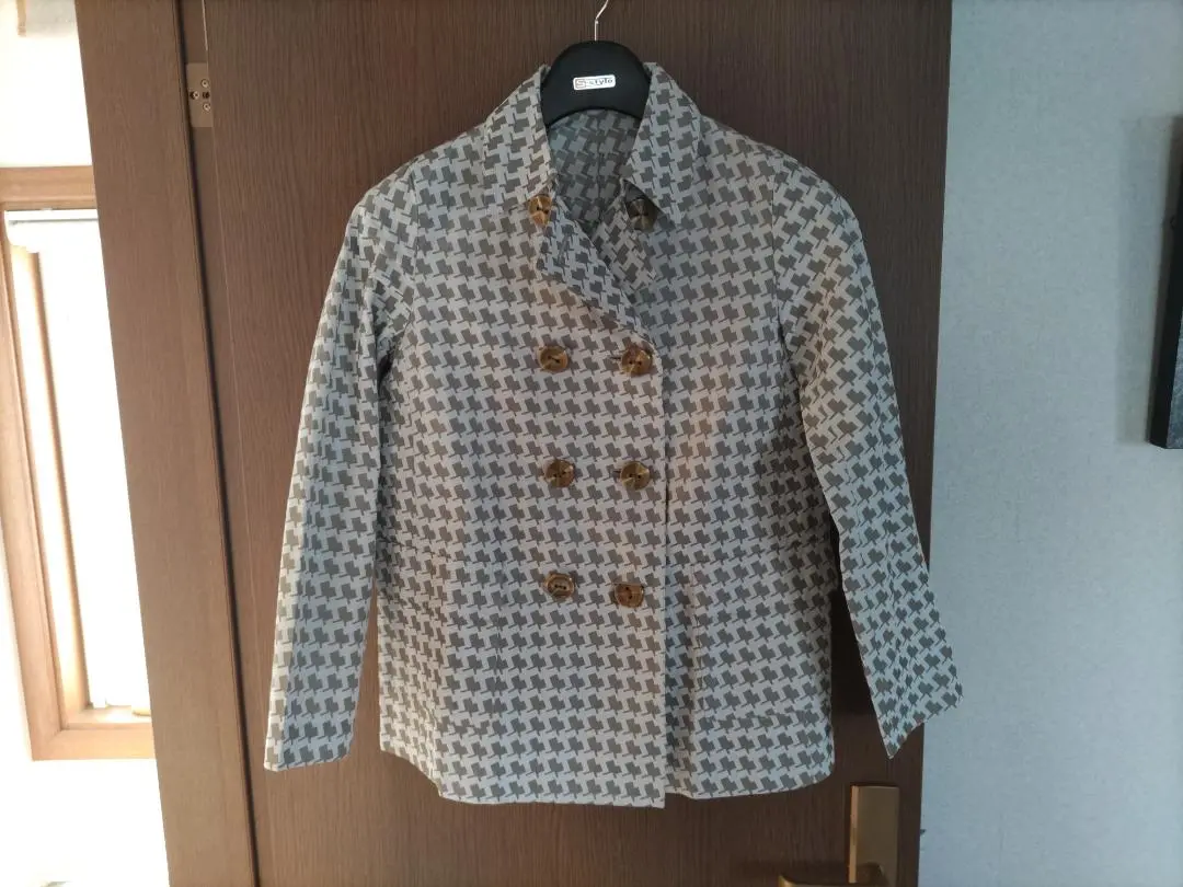 レリアンのハーフコート超美品 高級】LEILIAN レリアン コート ハーフコート カーキ 日本製