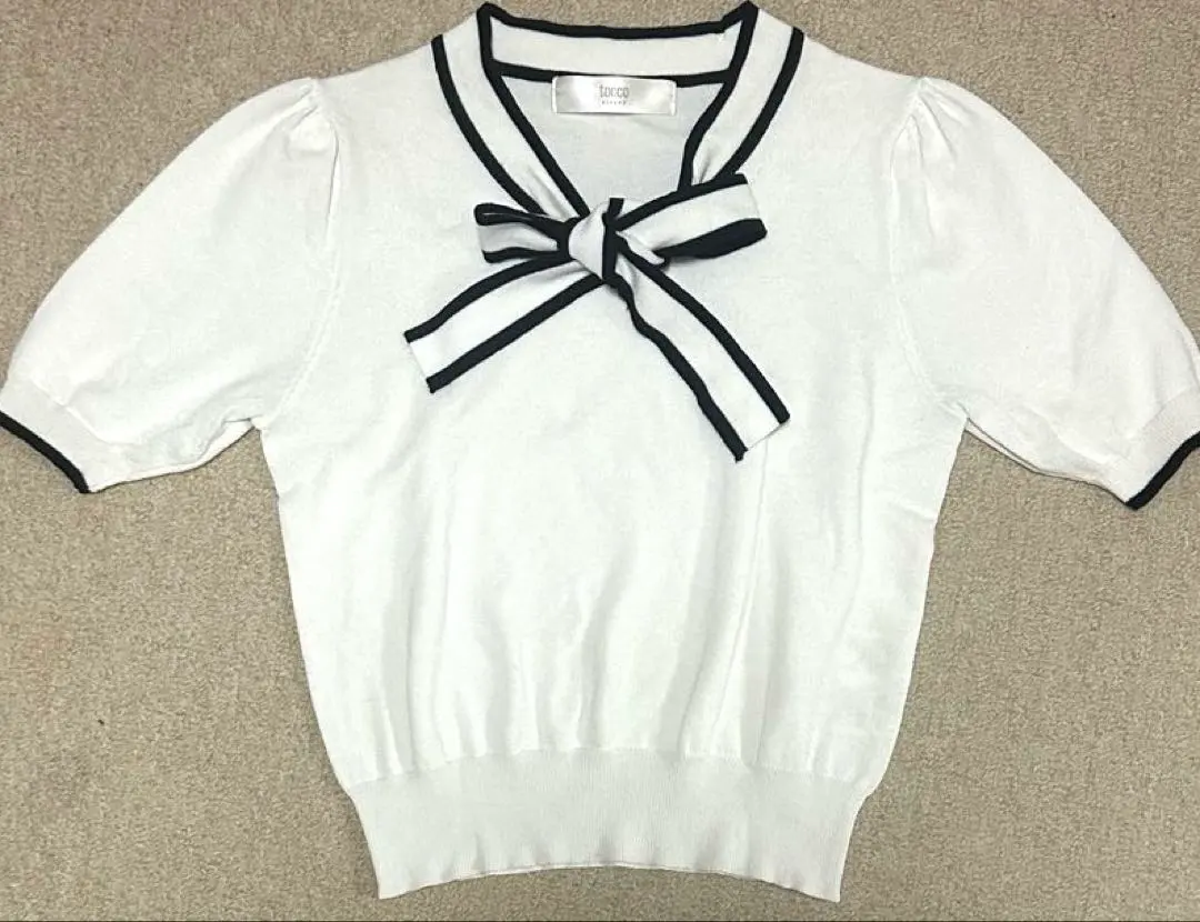 Thumbnail of tocco closet White Knit M