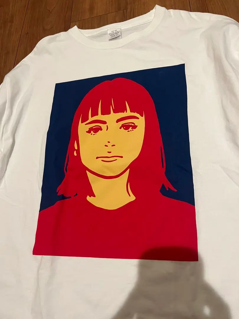 土曜日発送【新品限定品】iri×kyneコラボロンT　XL iri×KYNE Long Sleeve Tee WHITE | ソニーミュージック公式