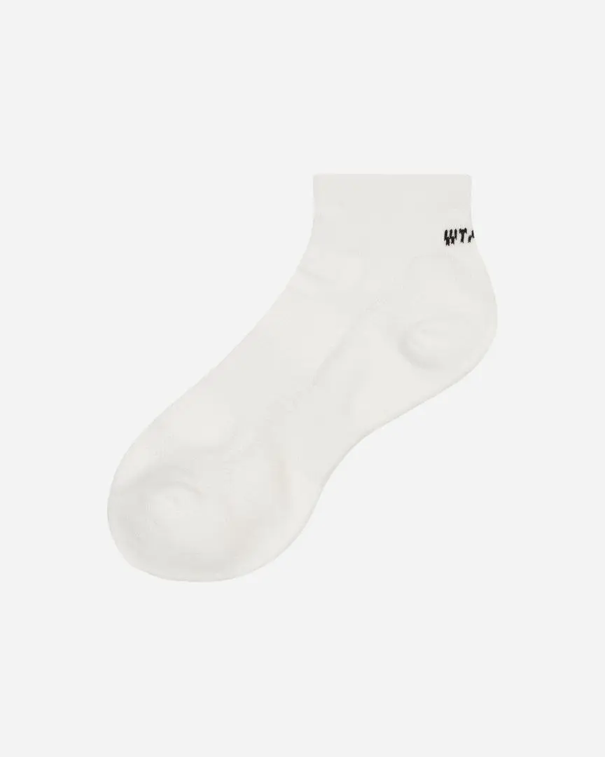 wtaps ソックス　二足　未使用 WTAPS ダブルタップス ソックス 靴下 ホワイト 2足セット 騒がしく