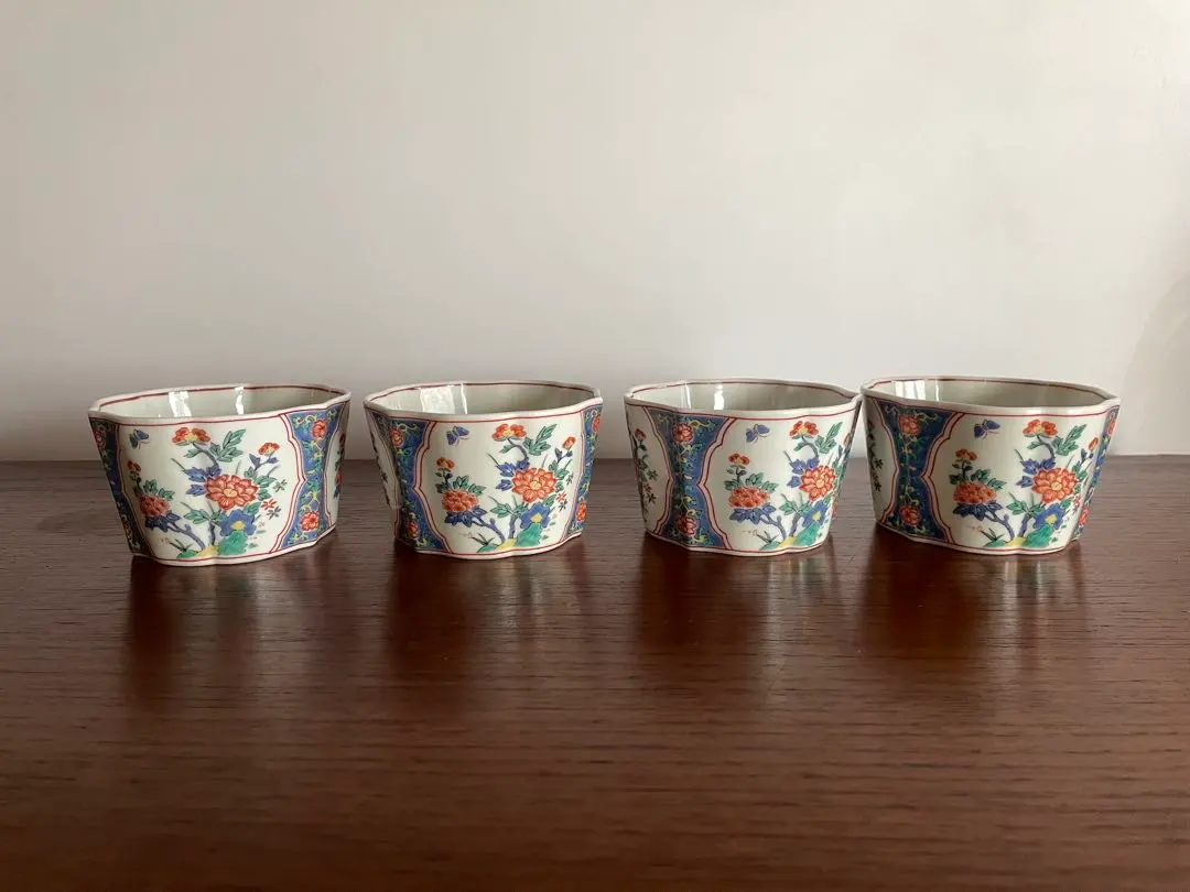 Thumbnail of Small bowls, 4 pieces