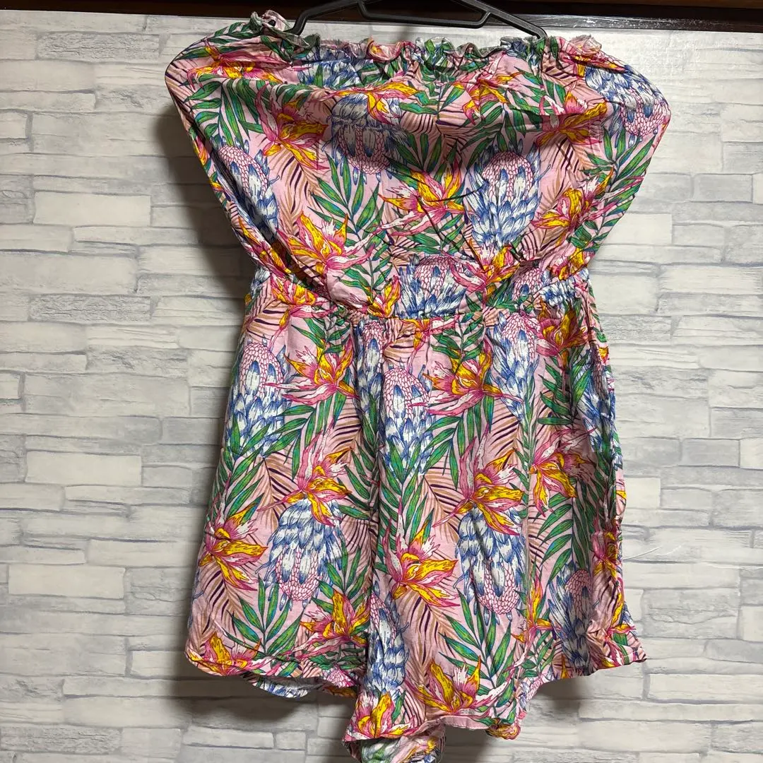 Thumbnail of Floral print one-piece, size M