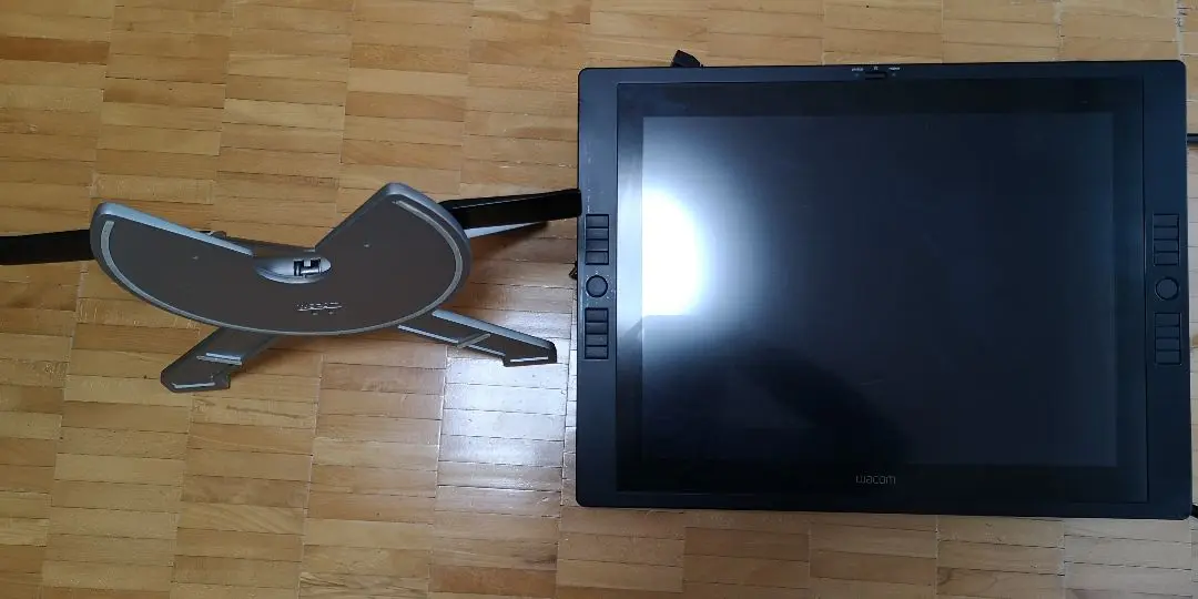 wacom Cintiq 21UX 液晶ペンタブレット　DTK-2100　美品 Amazon.co.jp: Wacom(ワコム) DTK2260K0D Cintiq 22 液晶