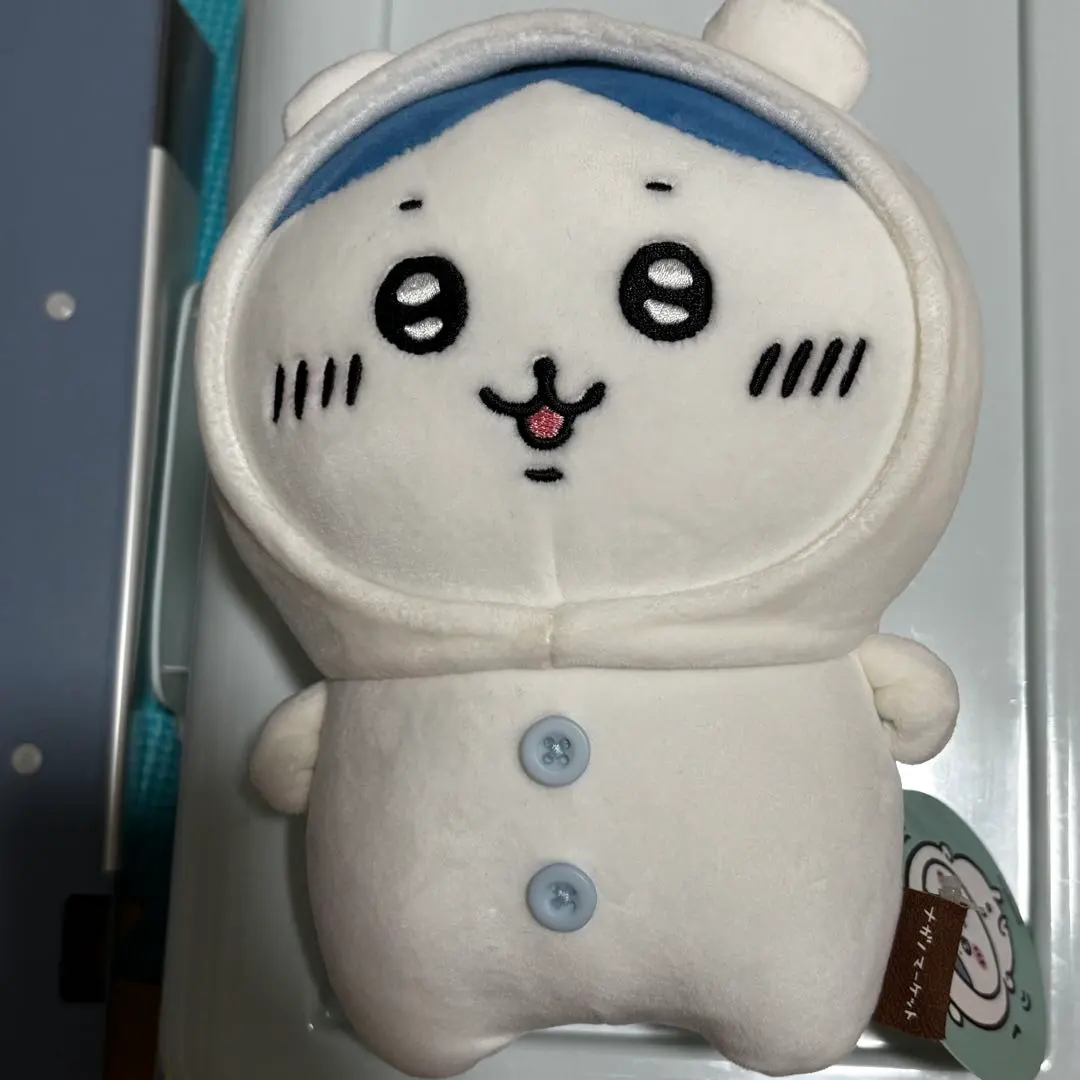 Thumbnail of Naganokuma Stuffed Toy S (Hachiware) Dressed as Chiikawa