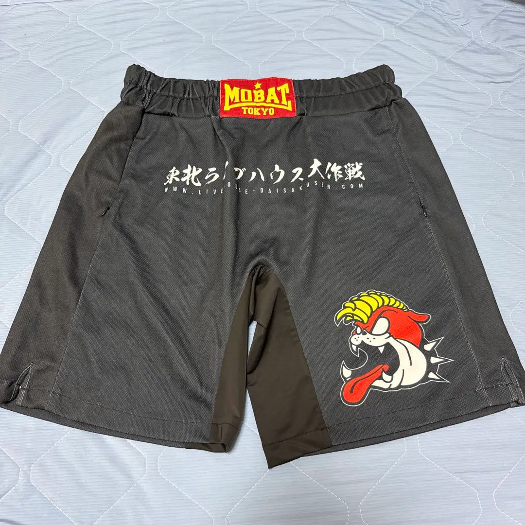 MOBSTYLES 東北ライブハウス大作戦　 『Tシャツ』&『MOSHパンツ』 MOBSTYLES モブスタイル Tシャツ 東北ライブハウス大作戦 - メルカリ