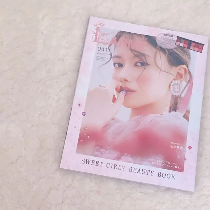 【直筆サイン】鷲尾伶菜 Flower CD ポスター クッション【激レア】 楽天市場】鷲尾伶菜の通販