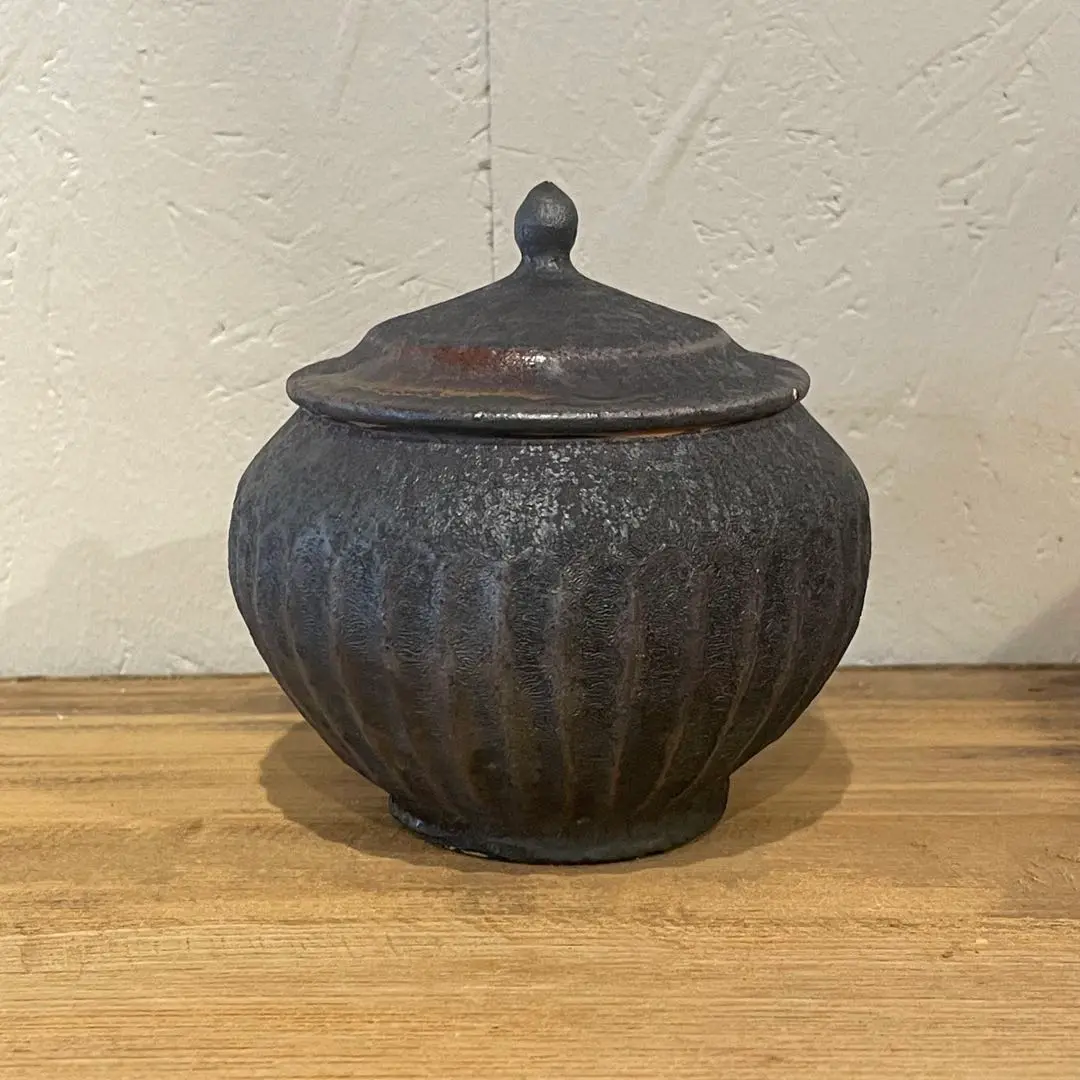 境道一さん　焼締真鍮ハンドル土瓶 境道一：焼締土瓶・花器・小鉢｜うつわ SouSou｜Online Shop