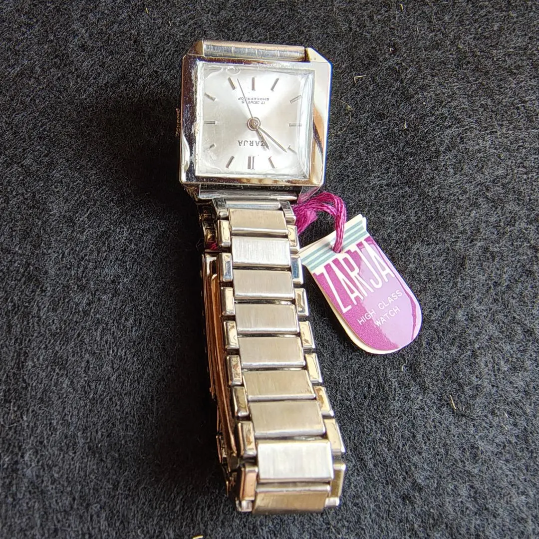 Thumbnail of Hand-wound Soviet vintage watch ZARJA junk 5G304