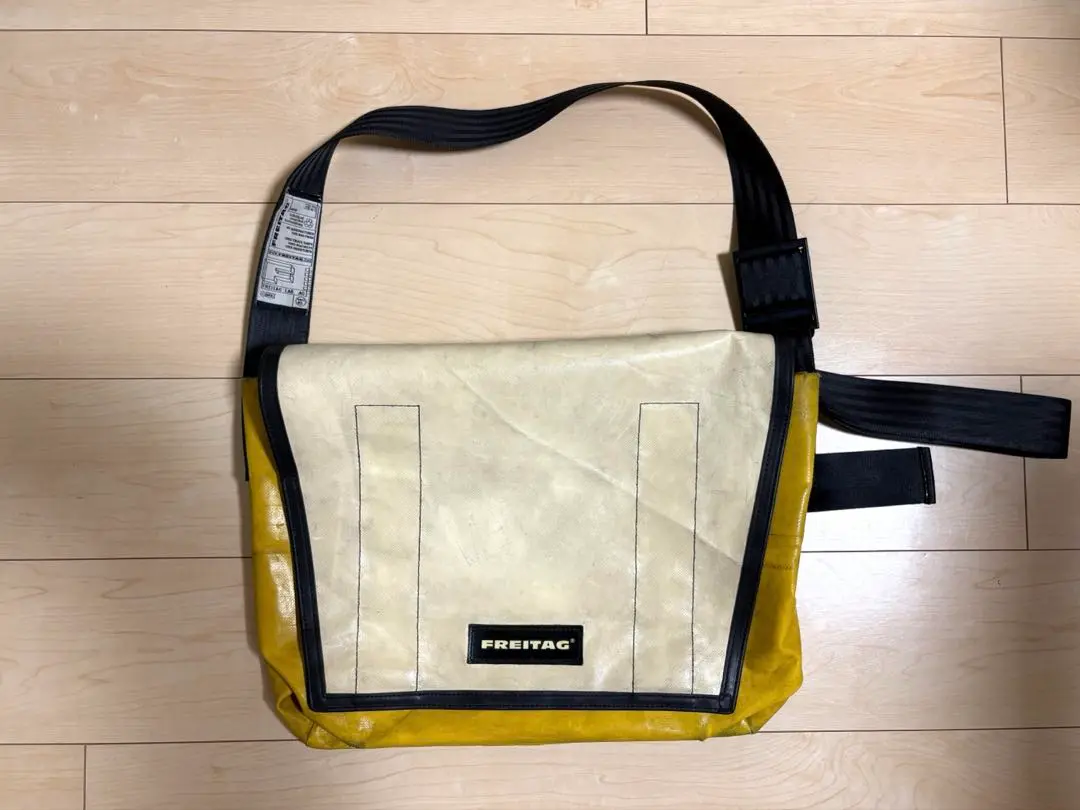 FREITAG F14 黒　新品 メッセージャーバッグ 大幅値下げ！】FREITAG メッセンジャーバッグ F14 DEXTER