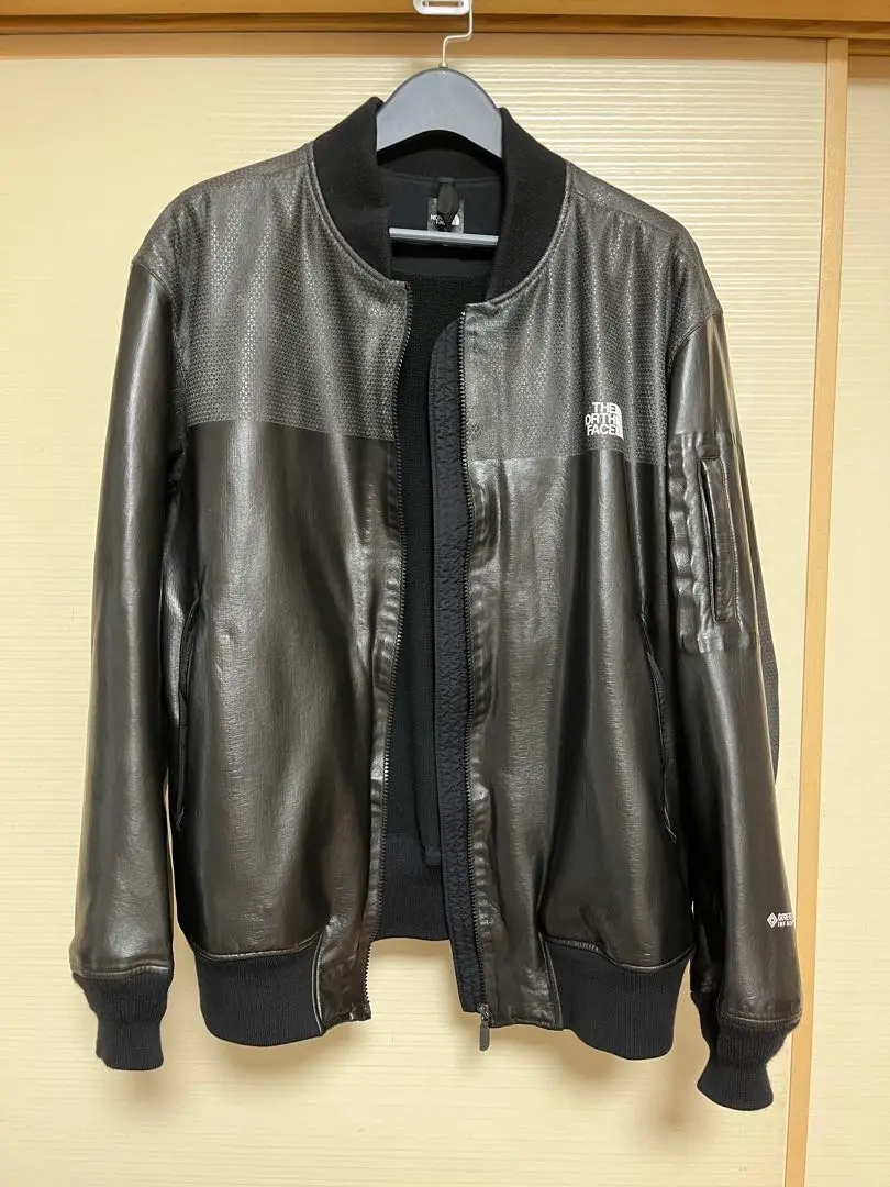 ノースフェイス 【M】GTX Q3 ジャケット TNF】GTX Q3 Jacket(キュースリージャケット)がゲリラ発売
