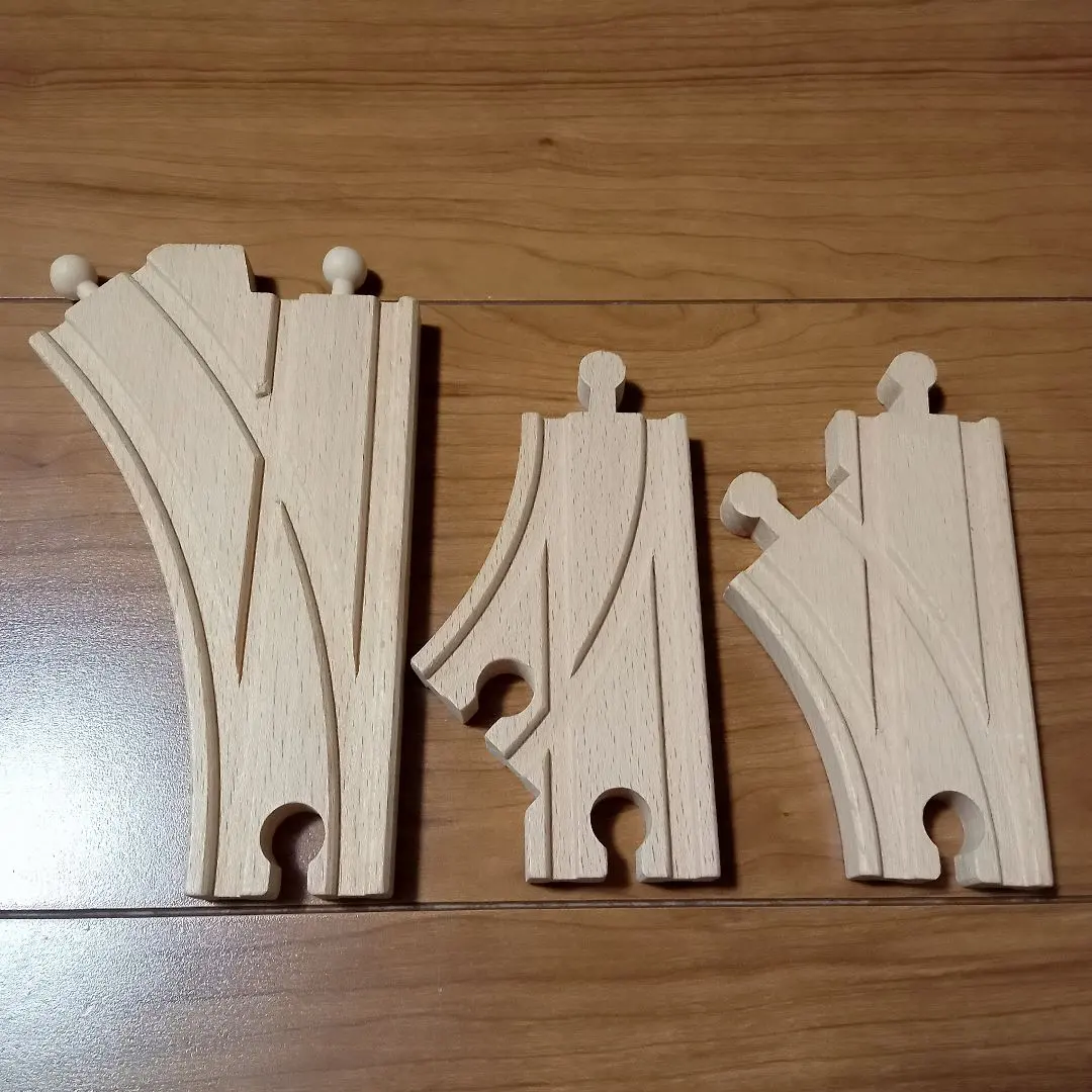 Brio 鐵軌 ② 分歧 3 根 的縮圖