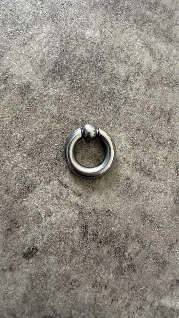 不鏽鋼 身體穿環 附球環 10mm 的縮圖