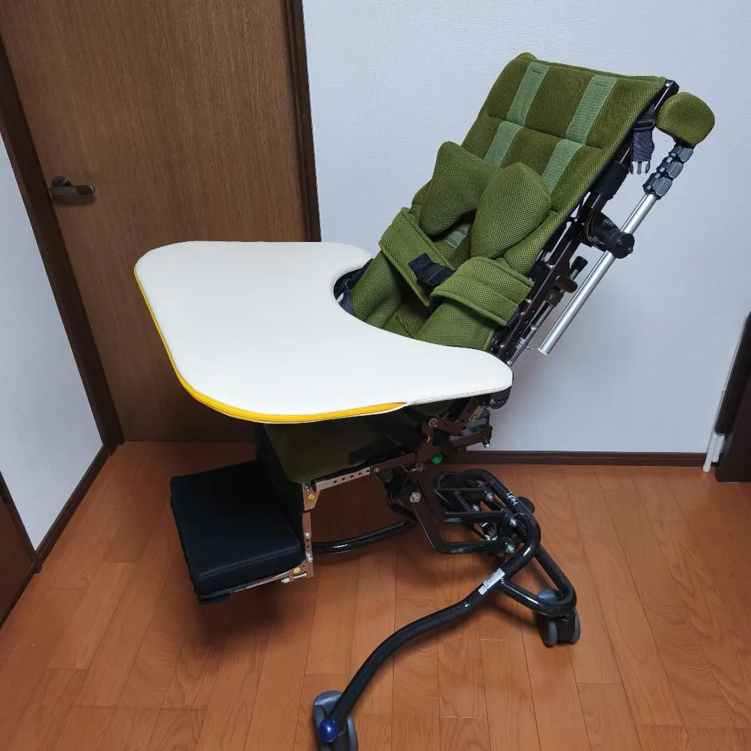 児童用車椅子　バギー　きさく工房　Sサイズ そらちゃん専用 きさく工房 子供用 バギー 車椅子 新方式リクライニング