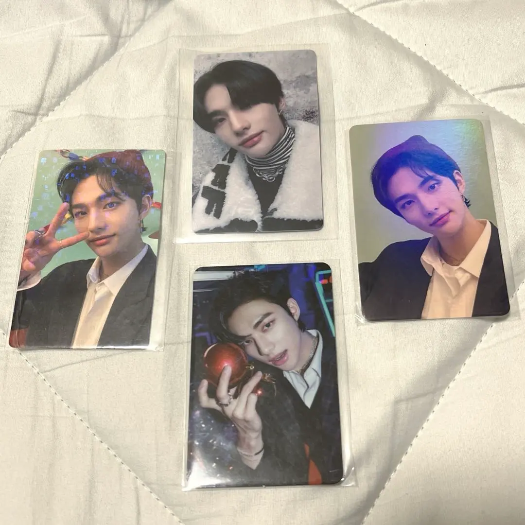 Thumbnail of Hyunjin store benefit trading card set from Stray Kids' Christmas Evel