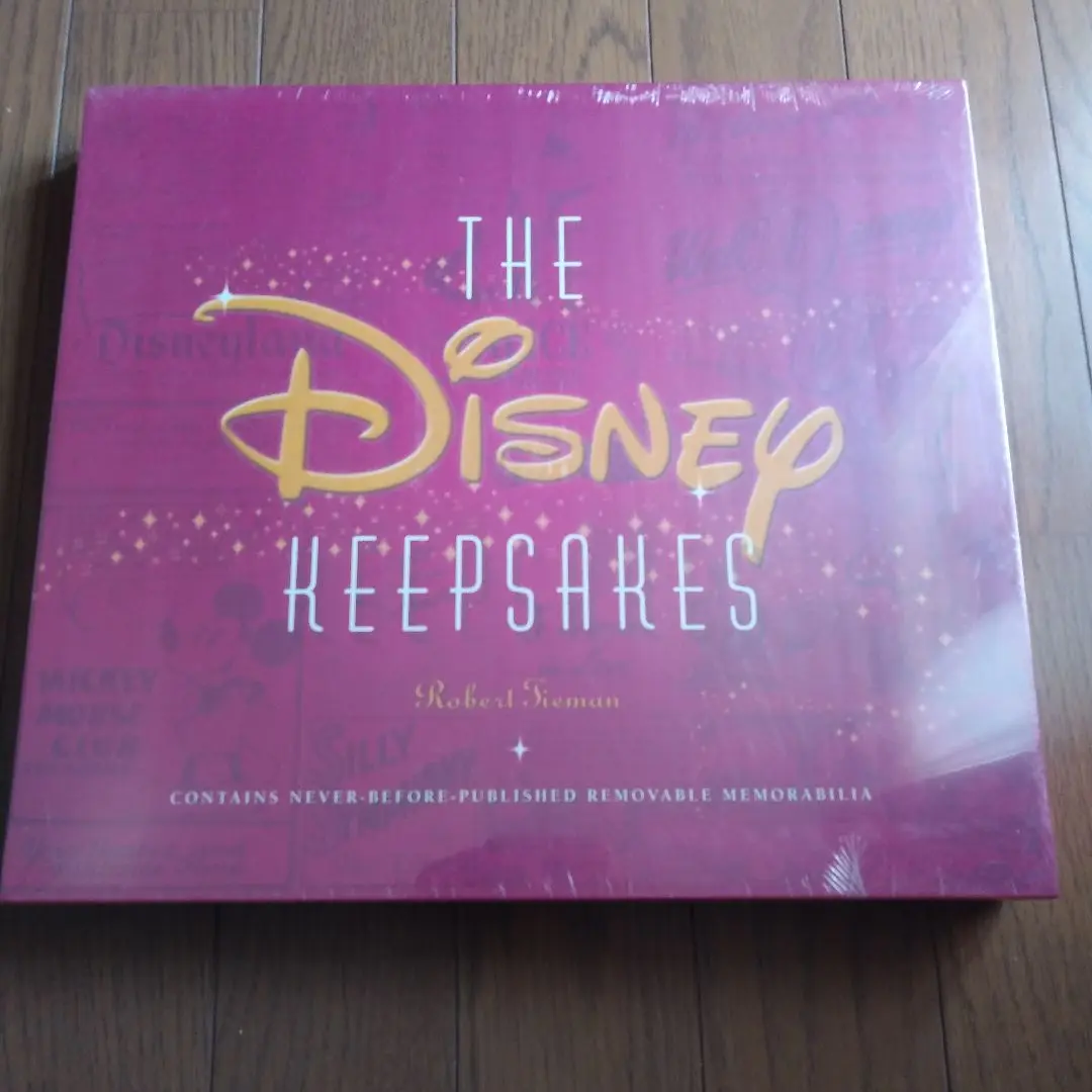 THE DISNEY KEEPSAKES Robert Siegel 絵本・児童書
