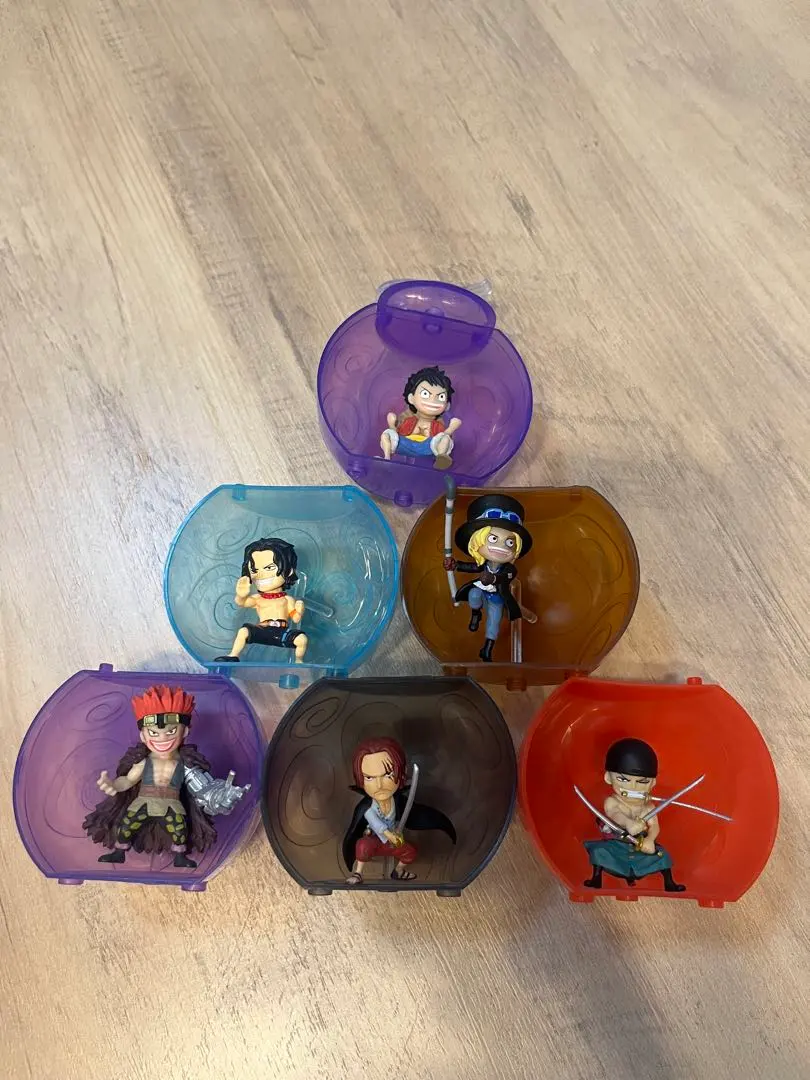 Thumbnail of On Sale! Wanpino Mi (One Piece Gashapon Figures) Bundle - Luffy, Ace, Shanks