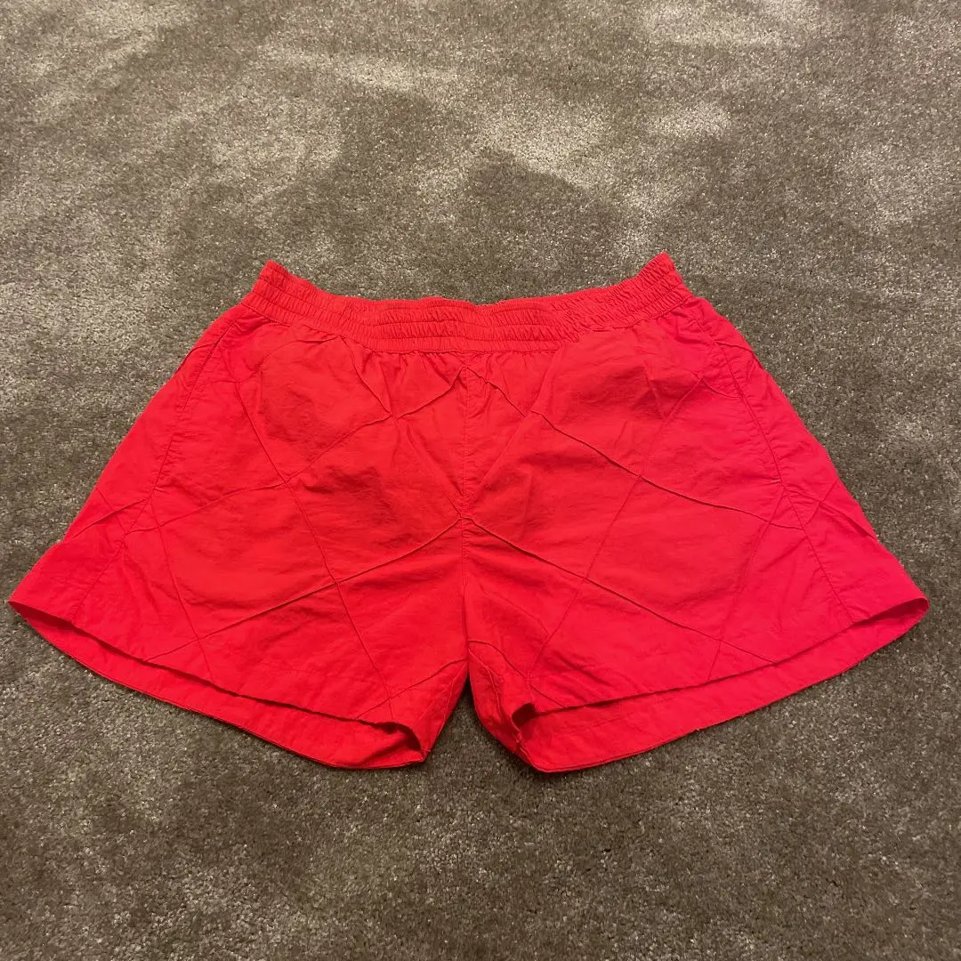 BALENCIAGA バレンシアガ　水着　赤　XS 2025年最新】BALENCIAGA 水着の人気アイテム - メルカリ