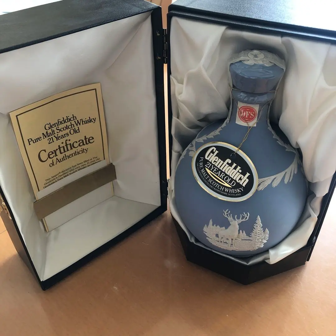未開封　グレンフィディック　Glenfidich 陶器ボトル　古酒 未開封 グレンフィディック Glenfidich 陶器ボトル 古酒