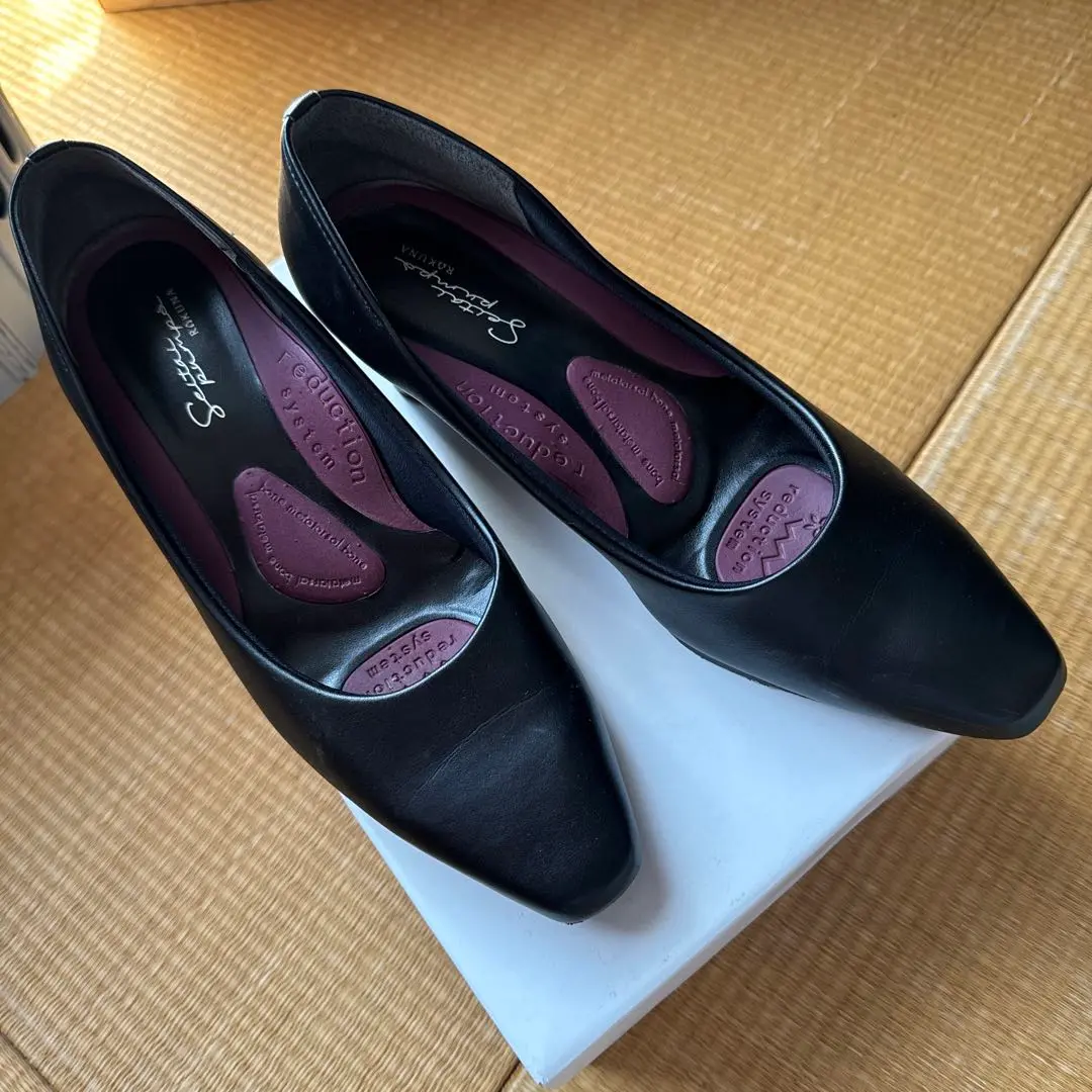 新品☆trettie 整体パンプス 22.5 ヒール5.5cm 新品☆trettie 整体パンプス 22.5 ヒール5.5cm安い 価格