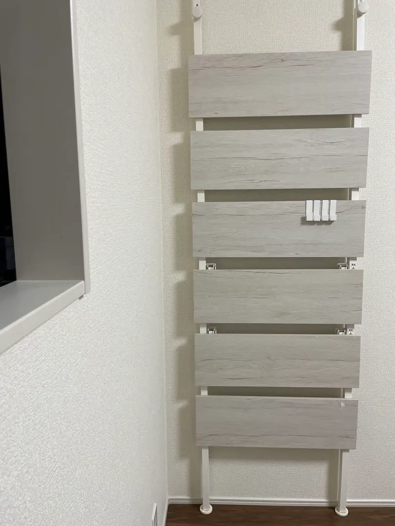 新品未開封　ニトリ　突っ張りラック　カエサル　80㎝幅　ホワイトウォッシュ ニトリ カエサル 突っ張りラック 80cm ホワイトウォッシュ