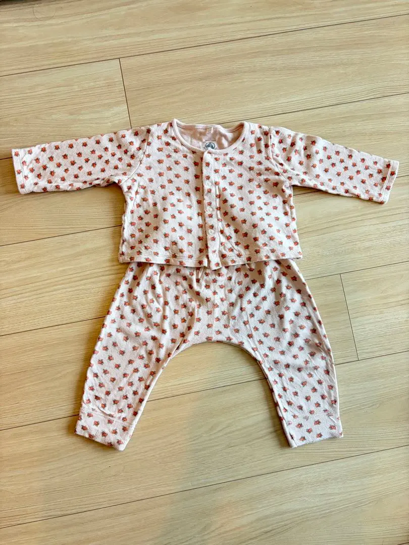 Thumbnail of Petit Bateau Floral Print ⭐︎ Set Up ⭐︎ 12m ⭐︎ Excellent Condition