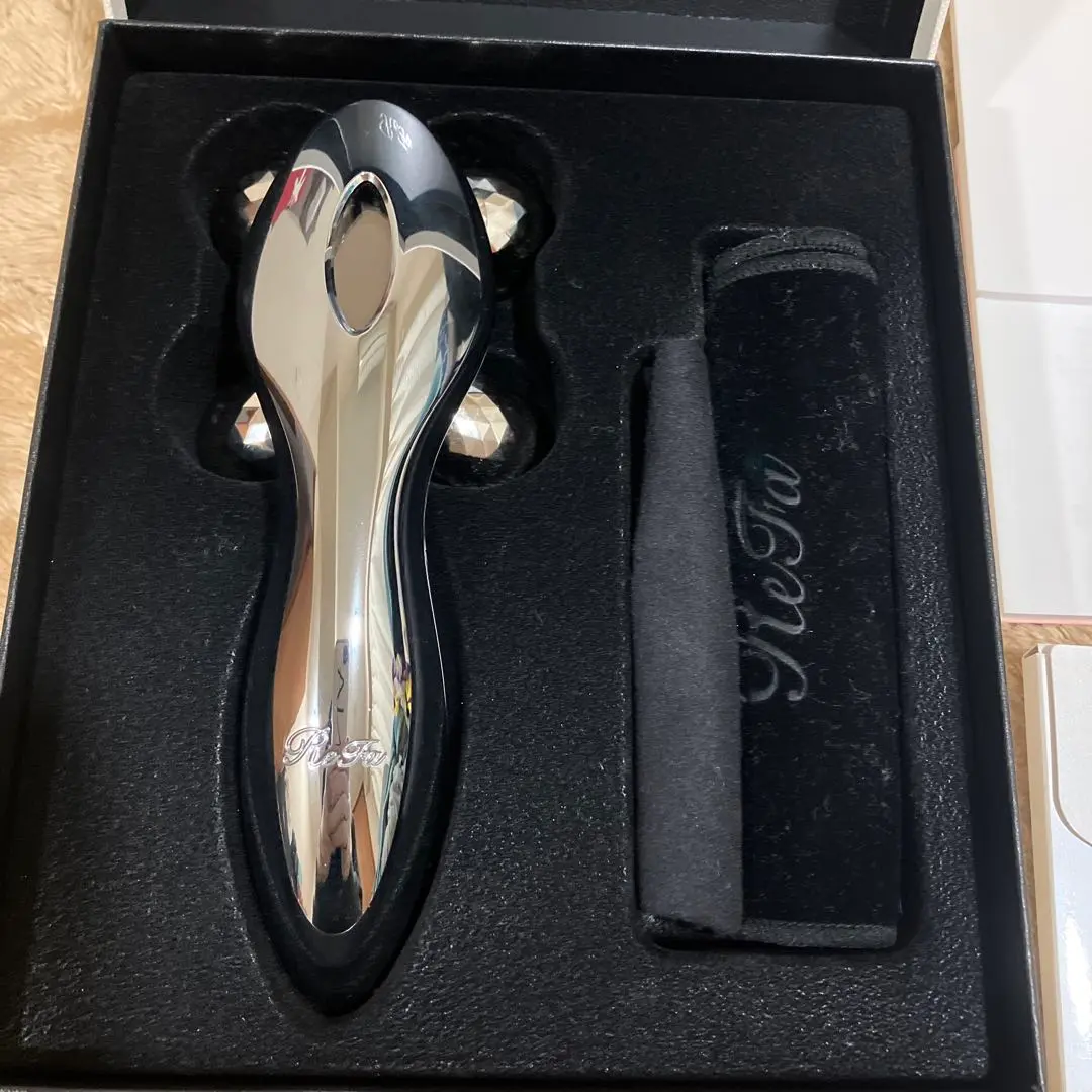 ReFa RF-FC1932B SILVER リファ新品未使用ローラー Amazon.co.jp: MTG プラチナ電子ローラー ReFa 4 CARAT (リファ