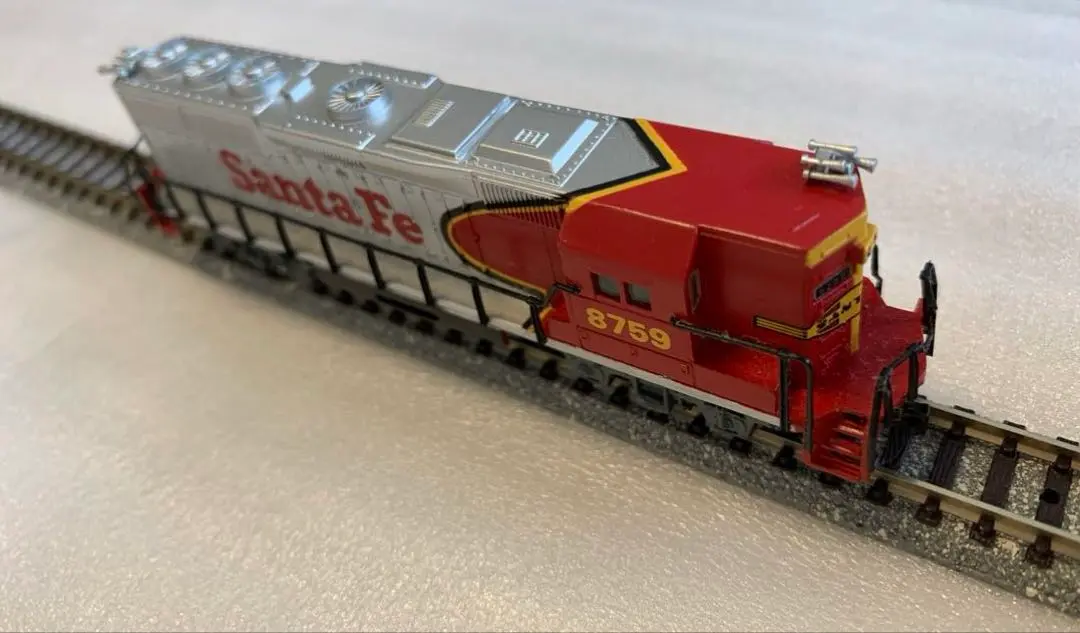 ジャンク］鉄道模型 HOゲージ ディーゼル車Santa Fe 動力車1車他