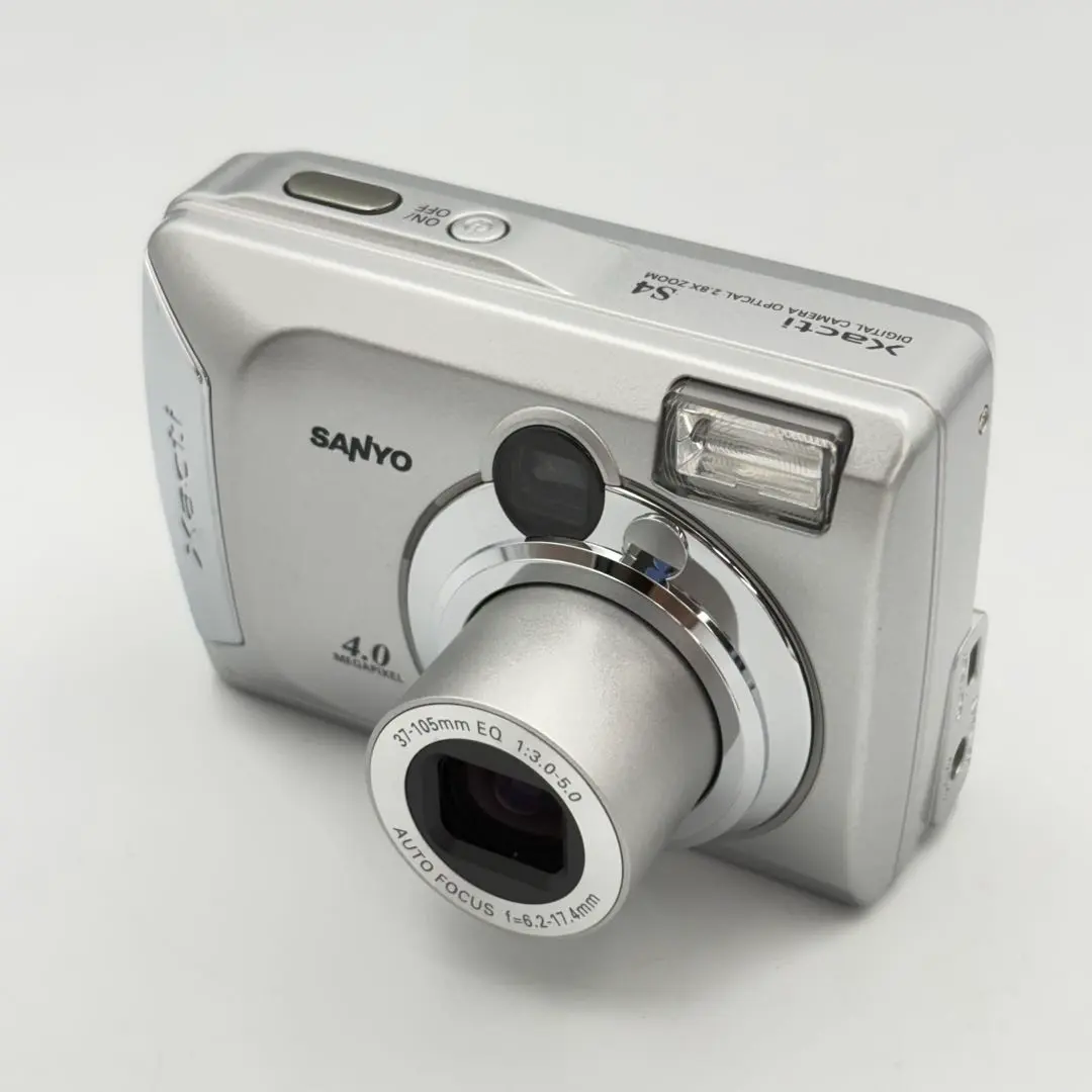動作品 デジタルカメラ SANYO Xacti DSC-S4 シルバー CCD レア】SANYO Xacti DSC-S4 シルバー 単3電池駆動 - メルカリ