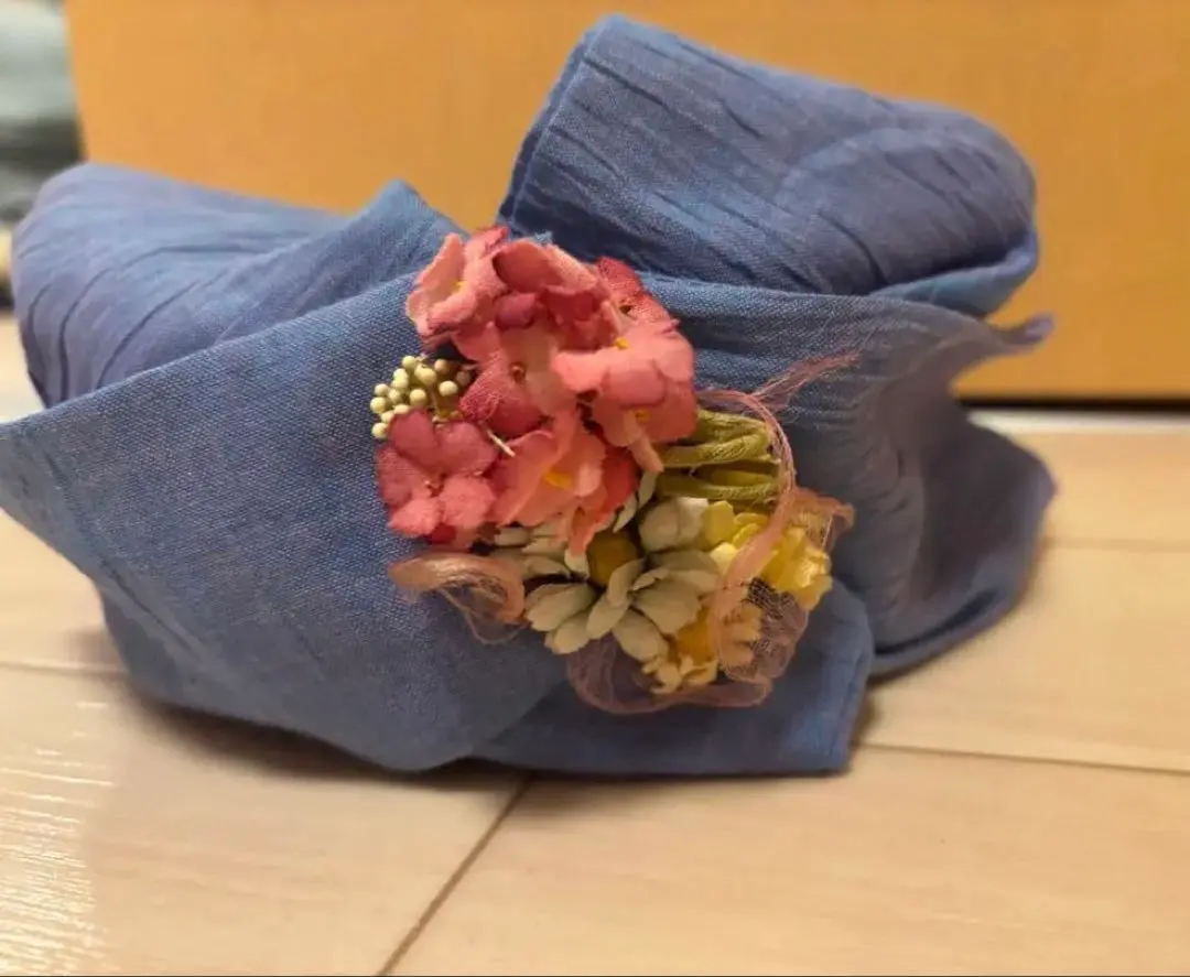 yuminique 水色のカチューシャ ヘアカチューシャ 水色 眠い