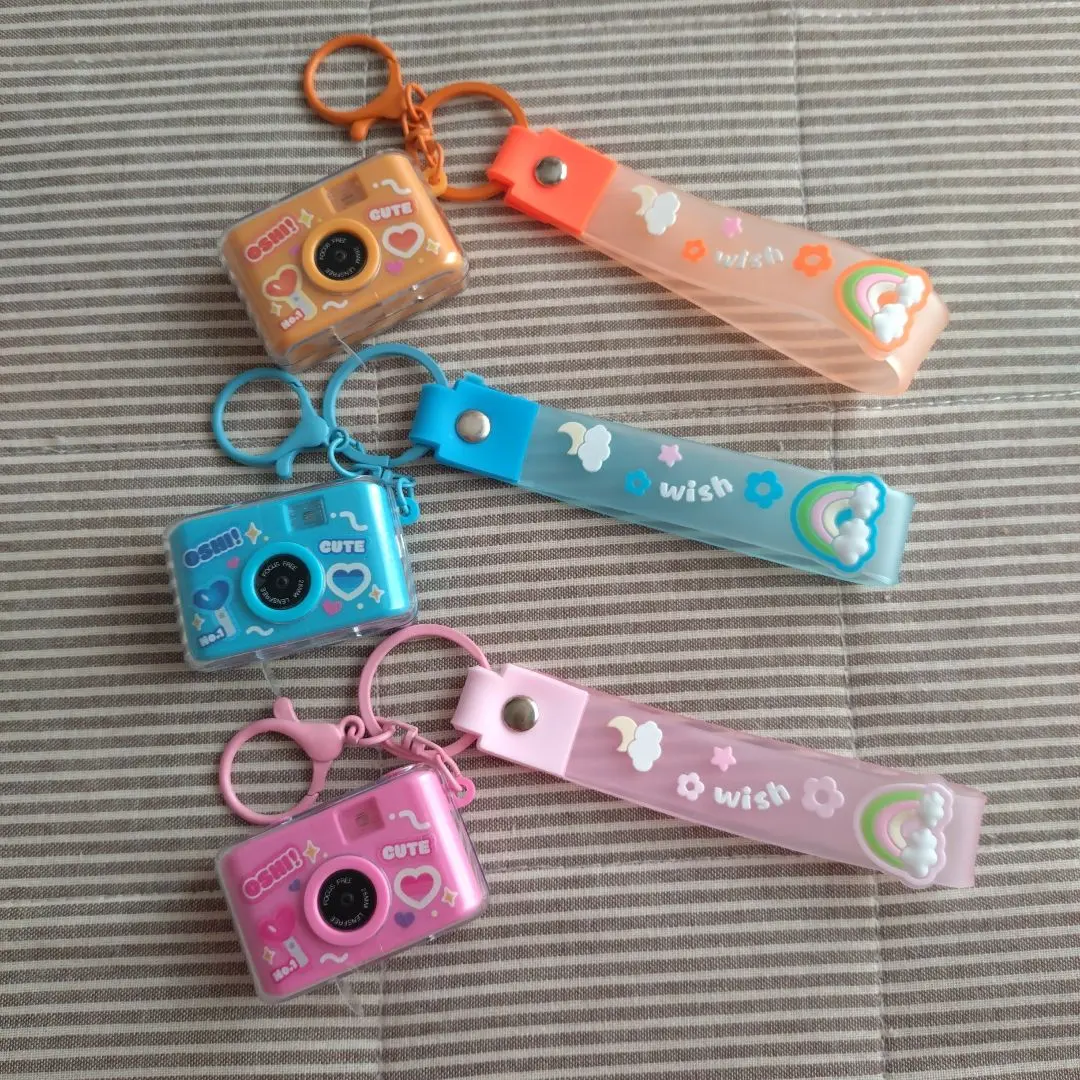 Thumbnail of Shine! Pacha-tto Mini Camera - Your Favorite Color